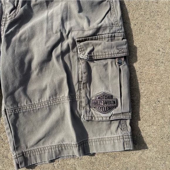 Harley Davidson Y2K Men’s Riding Khaki Motorcycle Cargo Shorts Size 32 - Picture 2 of 10